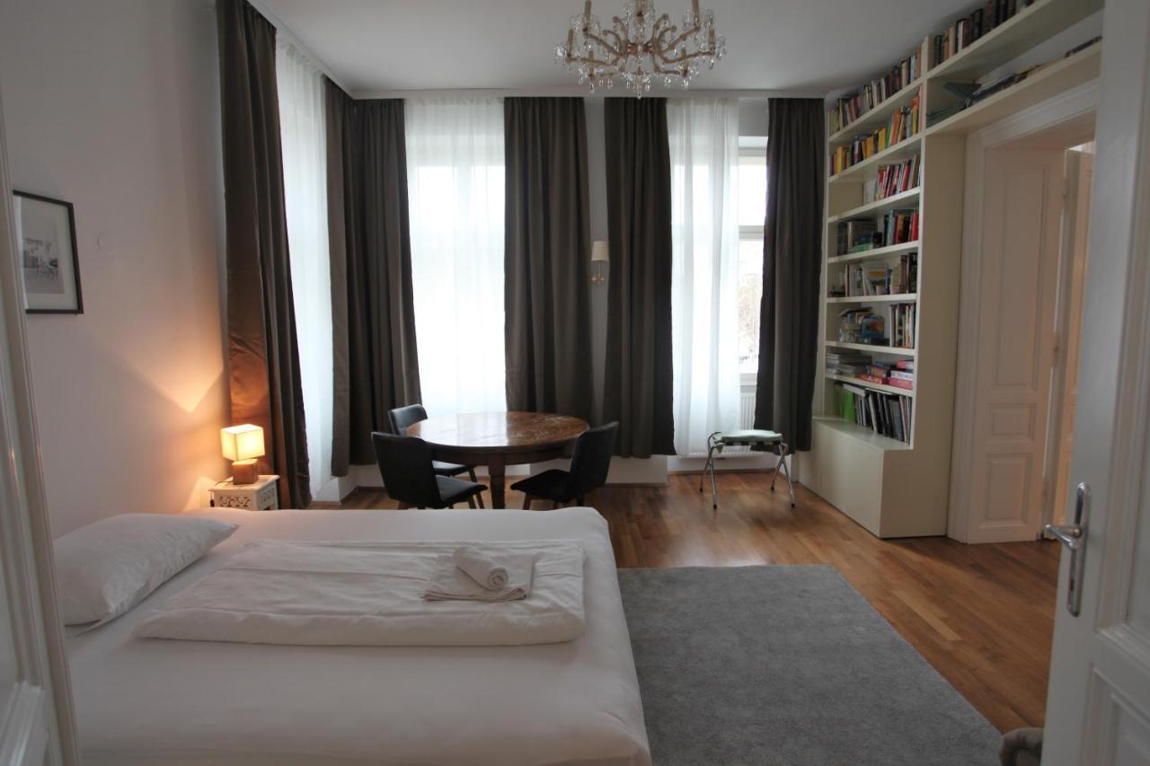 Casa Nostra - Ausgefallene Wohnung Am Augarten Вена Экстерьер фото